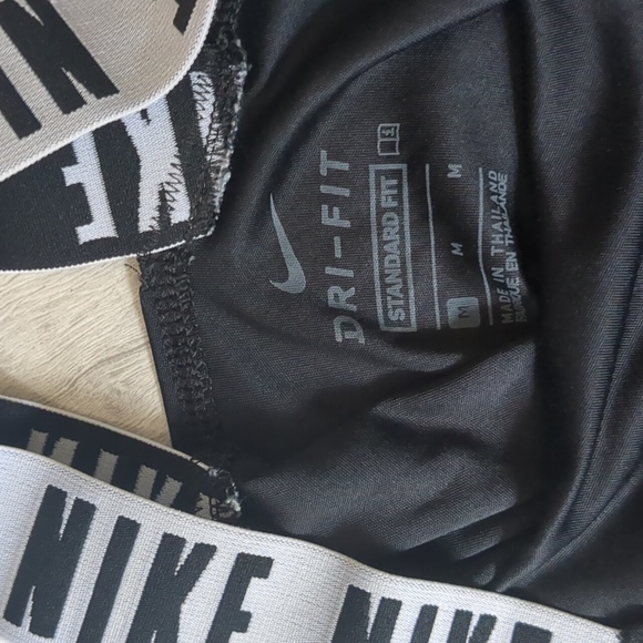 Nike halter top - Picture 2 of 3